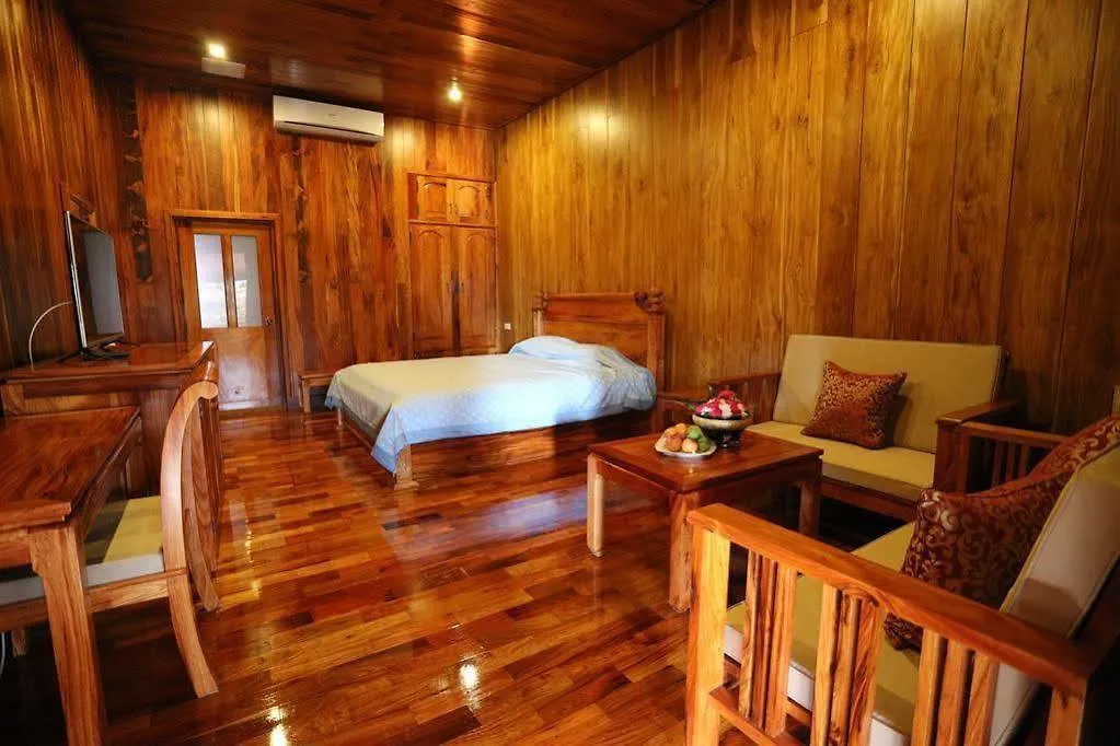 Villa Ang Thong Luang Prabang